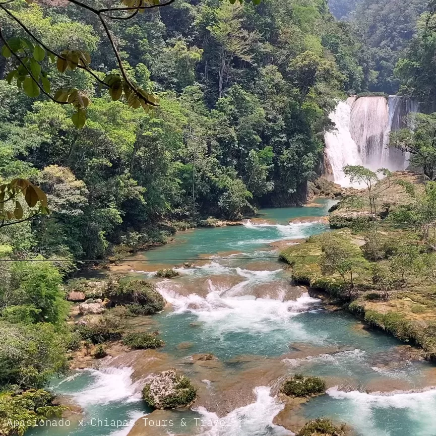 Zona Arqueológica Pomona y Cascada El Salto