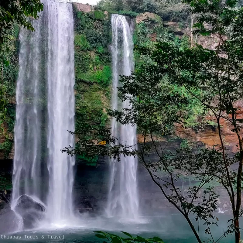 Cascadas de Agua Azul y Misol-Há desde Ocosingo: Explorando las Maravillas de Chiapas