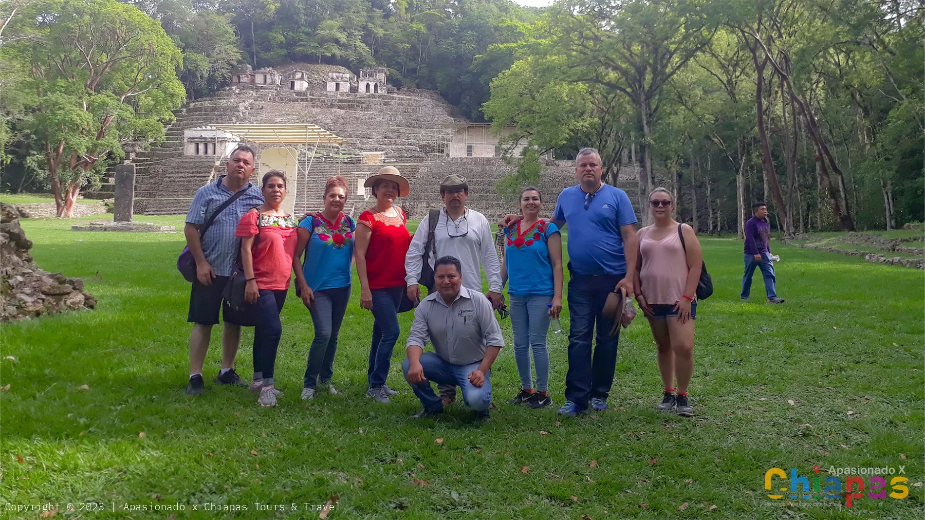 Bonampak y Caminata en la Selva Lacandona