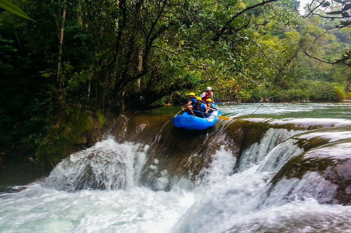 Aventura Extrema: Rafting en la Selva Lacandona desde Ocosingo