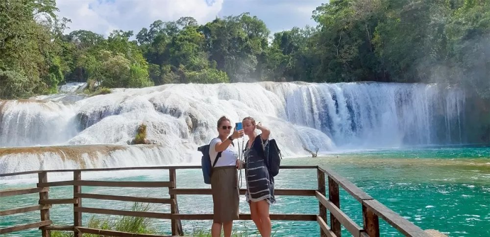 Aventuras en las Cascadas de agua azul