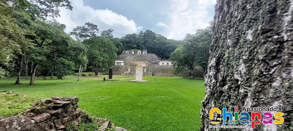 Yaxchilán: Explora la joya arqueológica en la selva maya