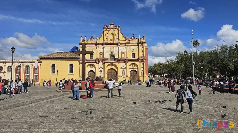 Cascadas de Misol-Há y Agua Azul con Traslado a San Cristóbal