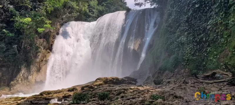 Hermosa cascada el Salto