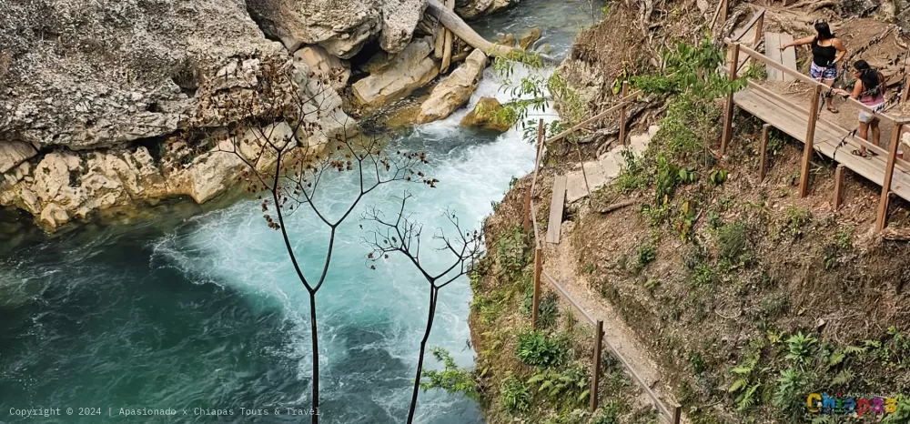 Descubre la Magia de la Cascada Xanil: Guía Completa para Visitantes