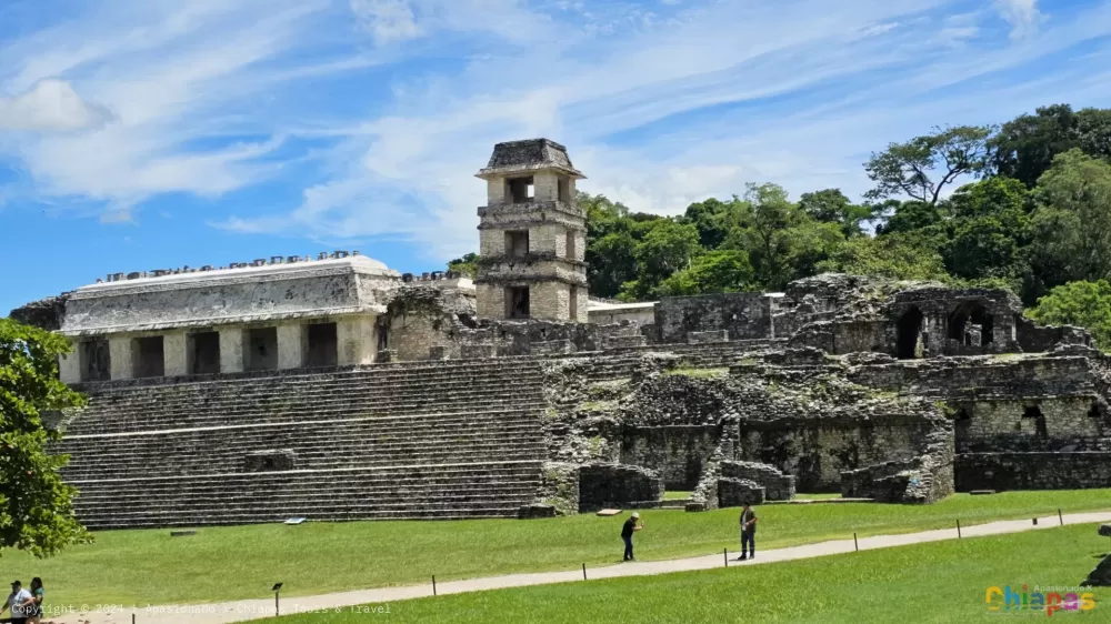 Cascadas de Agua Azul, Misol-Ha y Zona Arqueologica de Palenque