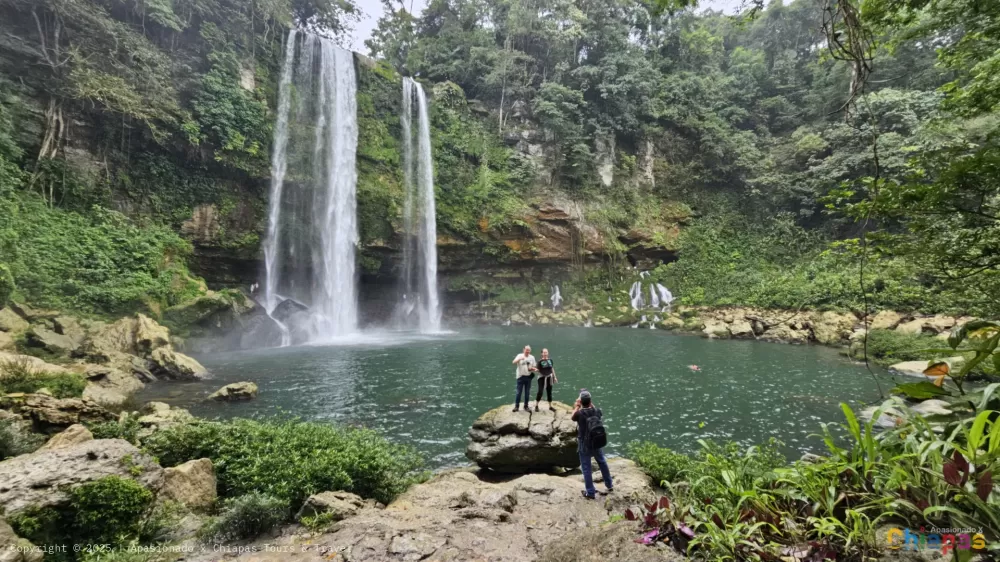 Cascada de Misol-Ha en Apasionado x Chiapas Tours & Travel Cascada de Misol-Ha en Apasionado x Chiapas Tours & Travel