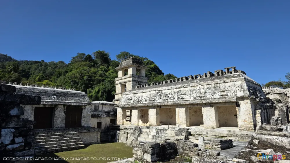 Templo de las Inscripciones: Maravilla Arqueológica en Palenque en Palenque