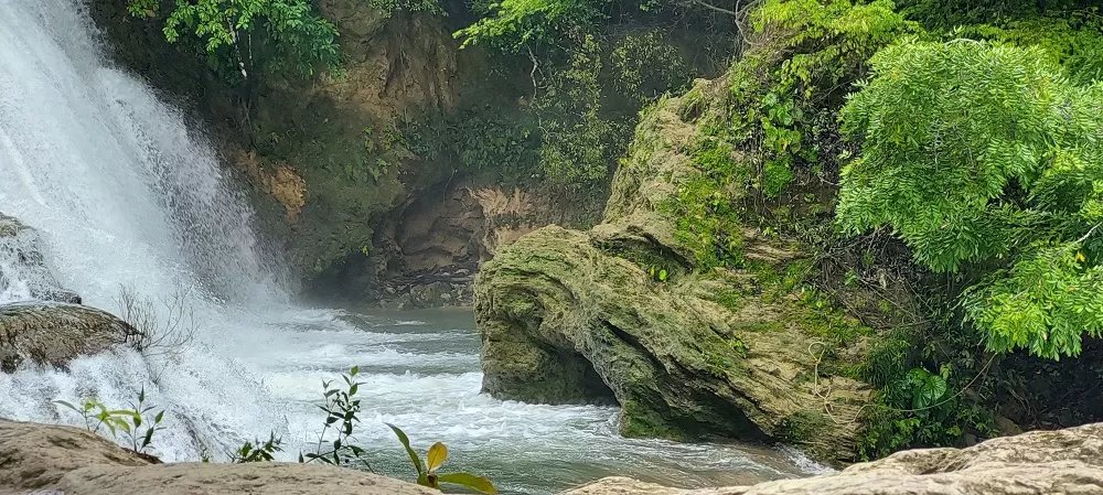 Cascadas de Roberto Barrios con traslado a San Cristóbal de las Casas