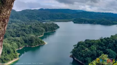 Aventuras a lo Largo del Mirador Metzabok