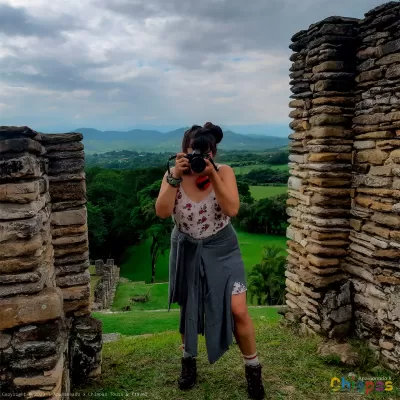 estructuras de la zona arqueologica de tonina, fotos