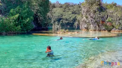 Paraíso escondido laguna Miramar desde San Cristóbal