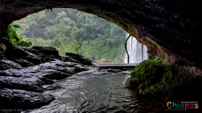 cascada de misol-ha nacimiento de agua