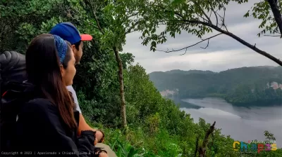 Mirador para apreciar la Laguna Metzabok